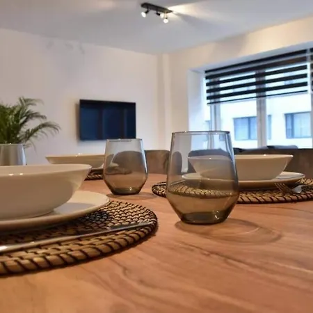 Vernieuwd Op 200m De Zee * Ostende