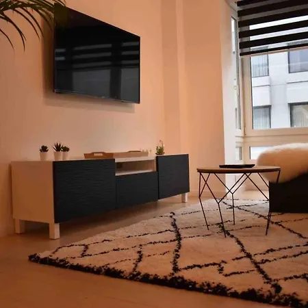 Vernieuwd Op 200m De Zee * Ostende