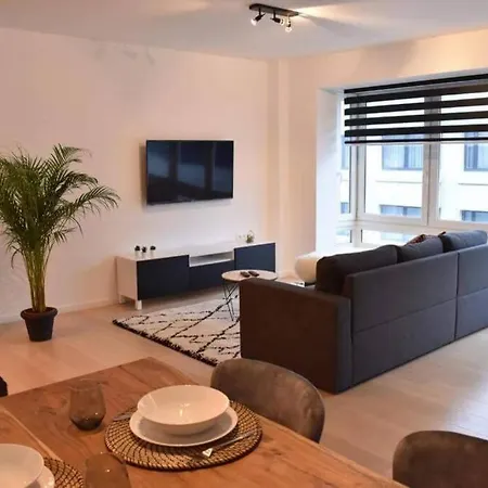 Vernieuwd Op 200m De Zee Apartamento *