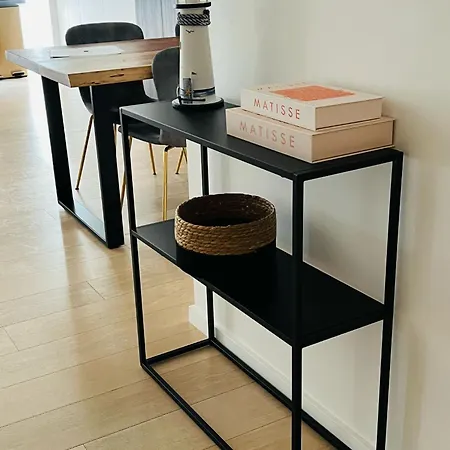 Vernieuwd Op 200m De Zee Apartamento